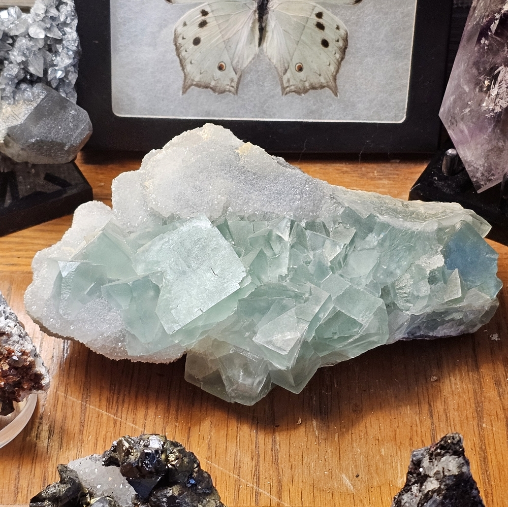 Statement piece Green fluorite with quartz
